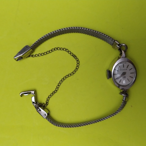 BIRKS VINTAGE LADY'S COCKTAIL WATCH WITH METAL MESH STRAP AND SAFETY CLASP. - Picture 3 of 4